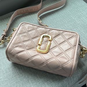 Marc Jacobs The Quilted Softshot 21 crossbody bag